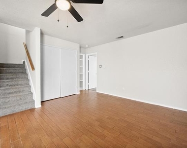 612 Kings Way Drive - Photo Thumbnail 12