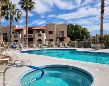 5757 W Eugie Avenue - Photo Thumbnail 3
