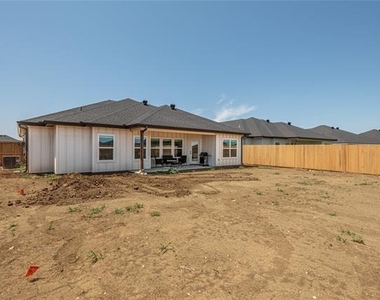7611 Hudson Way - Photo Thumbnail 16