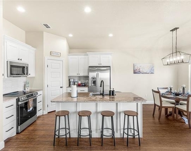 7611 Hudson Way - Photo Thumbnail 36