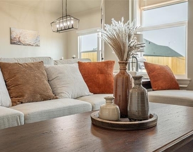 7611 Hudson Way - Photo Thumbnail 22