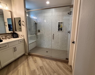 16013 W Alameda Road - Photo Thumbnail 10