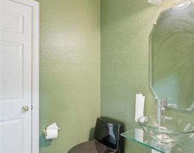 10002 River Bend Drive - Photo Thumbnail 17
