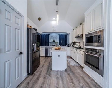 508 Audubon Drive - Photo Thumbnail 3