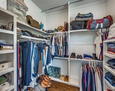 4222 Roseland Avenue - Photo Thumbnail 16