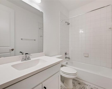 536 Cedarwood Street - Photo Thumbnail 29