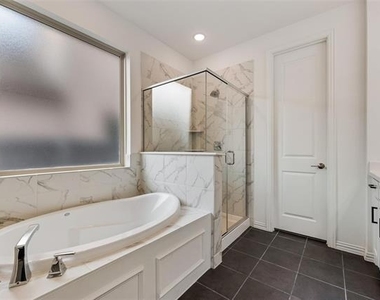 536 Cedarwood Street - Photo Thumbnail 21