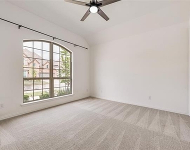 536 Cedarwood Street - Photo Thumbnail 25