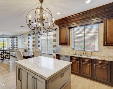 40844 N Union Trail - Photo Thumbnail 13