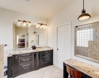 40844 N Union Trail - Photo Thumbnail 25