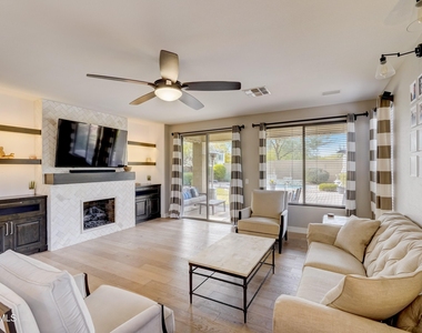 40844 N Union Trail - Photo Thumbnail 6