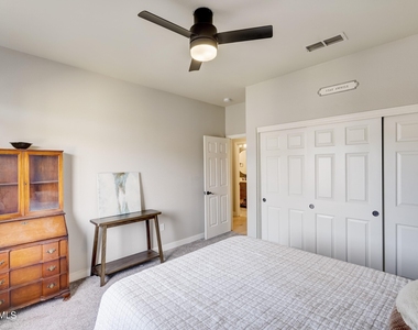 40844 N Union Trail - Photo Thumbnail 32