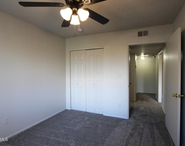 410 E 9th Avenue - Photo Thumbnail 16