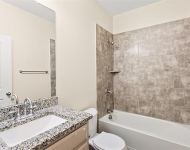 2836 Kilburn Avenue - Photo Thumbnail 22