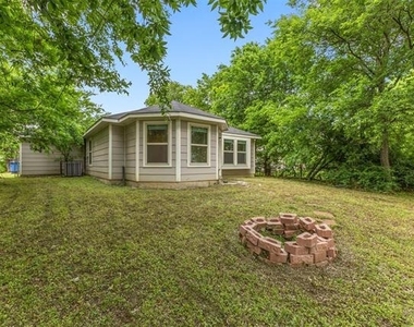 2836 Kilburn Avenue - Photo Thumbnail 23