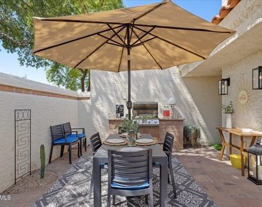 5805 N 24th Place - Photo Thumbnail 23