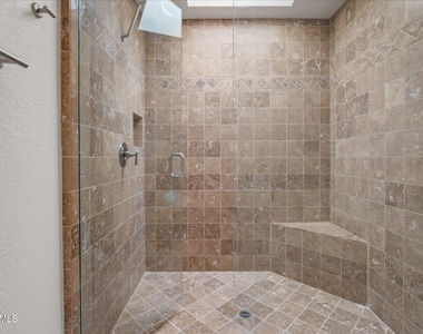 5805 N 24th Place - Photo Thumbnail 16
