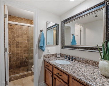 5805 N 24th Place - Photo Thumbnail 19