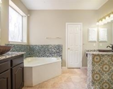 1904 Overlook Ridge Drive - Photo Thumbnail 10