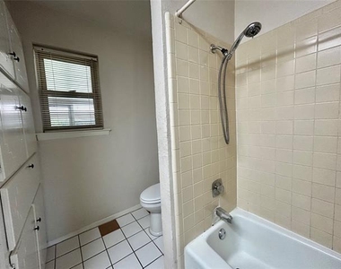 6209 Gayle Drive - Photo Thumbnail 32