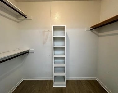 6209 Gayle Drive - Photo Thumbnail 22