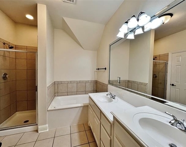 5808 La Vista Drive - Photo Thumbnail 23