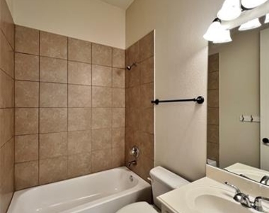5808 La Vista Drive - Photo Thumbnail 17