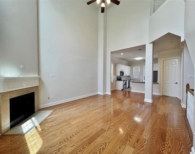 5808 La Vista Drive - Photo Thumbnail 11