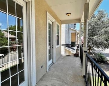 5808 La Vista Drive - Photo Thumbnail 16