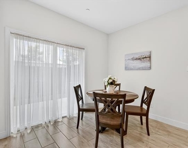 984 Emil Place - Photo Thumbnail 5