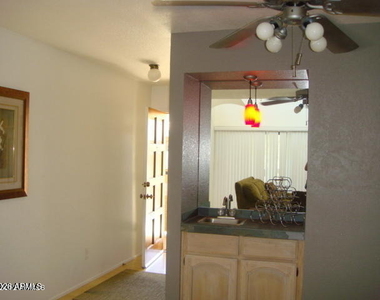 5998 N 78th Street - Photo Thumbnail 2
