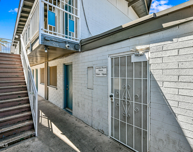 3025 N 32nd Street - Photo Thumbnail 11