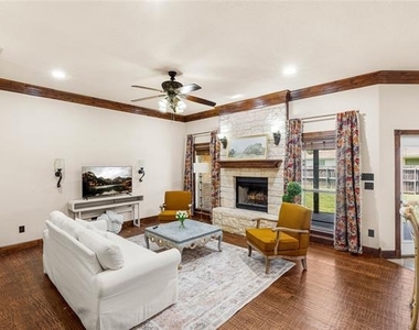 1326 Briar Cliff Path - Photo Thumbnail 26