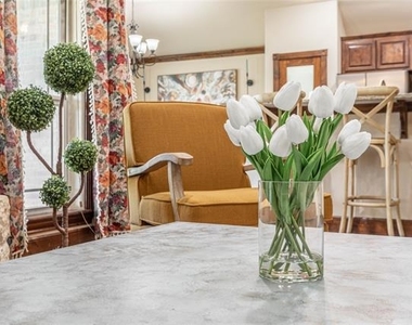 1326 Briar Cliff Path - Photo Thumbnail 24
