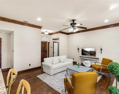 1326 Briar Cliff Path - Photo Thumbnail 27