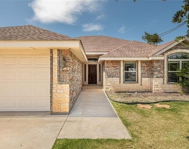 1326 Briar Cliff Path - Photo Thumbnail 16