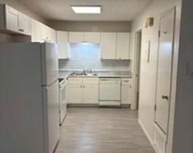 3442 State Street - Photo Thumbnail 4