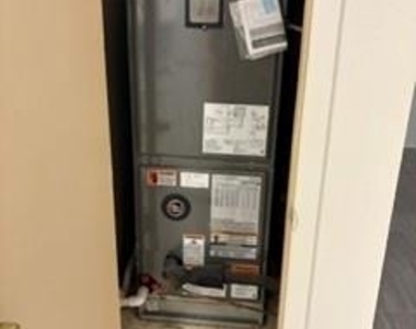 3442 State Street - Photo Thumbnail 16