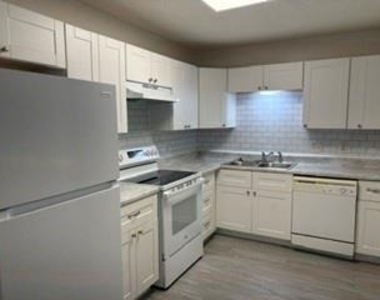 3442 State Street - Photo Thumbnail 5