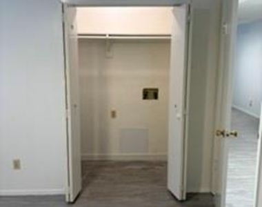 3442 State Street - Photo Thumbnail 15