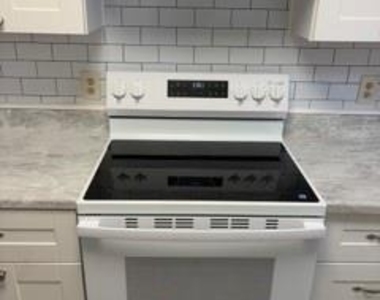3442 State Street - Photo Thumbnail 6