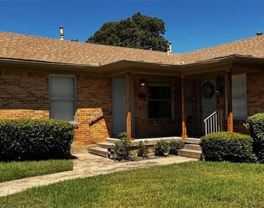 6225 Saint Moritz Avenue - Photo Thumbnail 5