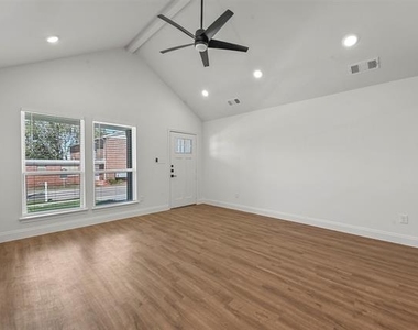 2307 Mill Street - Photo Thumbnail 7