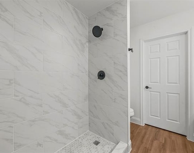 2307 Mill Street - Photo Thumbnail 14