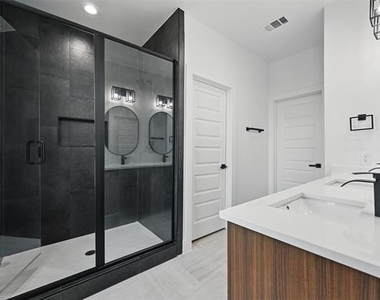 3445 Sanjeev Drive - Photo Thumbnail 5