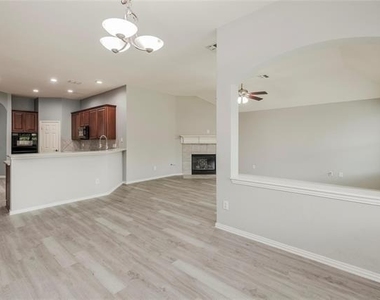 12422 Daimler Drive - Photo Thumbnail 18