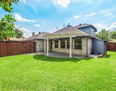 12422 Daimler Drive - Photo Thumbnail 2