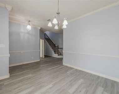 12422 Daimler Drive - Photo Thumbnail 9