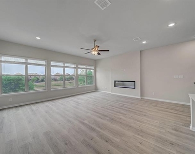 4484 N River Walk Drive - Photo Thumbnail 4