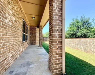 6704 Castillo Street - Photo Thumbnail 29